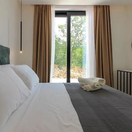 Luxury Seafront Ander Luxury Sea & Fun Vilă *
