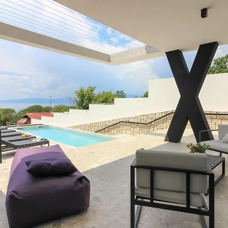 Luxury Seafront Ander Luxury Sea & Fun Zurkovo